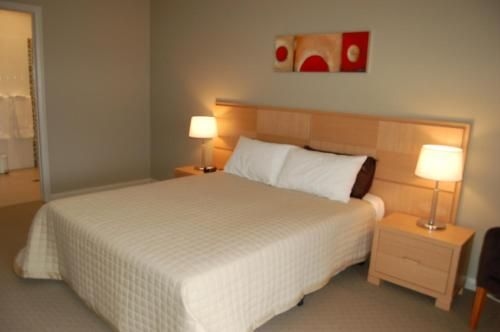 Centrepoint Apartments Griffith2