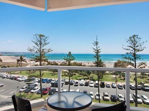 Kooringal Unit 15 - Across the Road from Twin Towns Services Club0