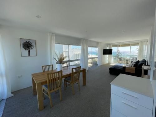 Kooringal Unit 15 - Across the Road from Twin Towns Services Club4