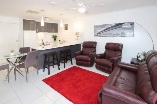 Allure Apartments - Central0
