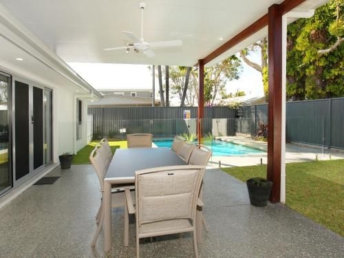 Palm 95 - Modern 4 BDRM Home with Pool4