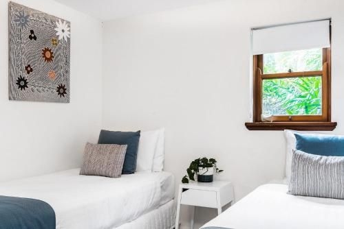 Byron Blisshouses3