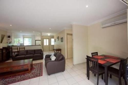 Albury Suites - Schubach Street4
