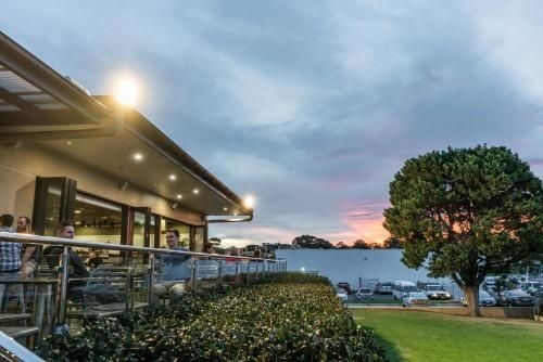 The Huskisson0