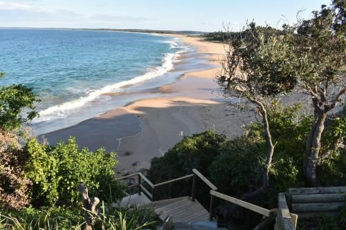 Neptune - Absolute Beachfront3