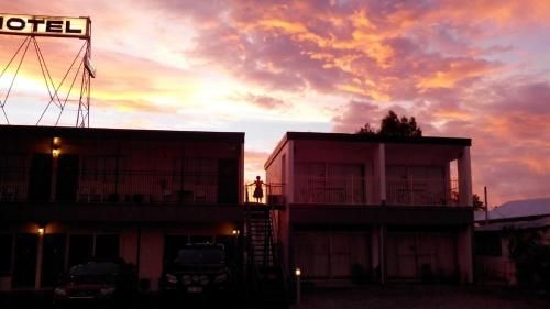 Monto Colonial Motor Inn3