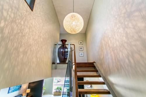 6/21-25 Fletcher Street - A Seventh Heaven4