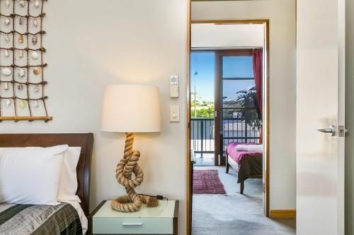 6/21-25 Fletcher Street - A Seventh Heaven1