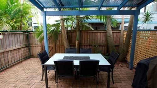 3/41 Childe Street - Belongil Beach Apartment0