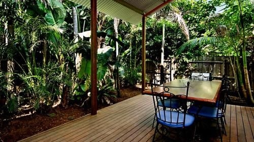 2b Manfred St - The Wave House2