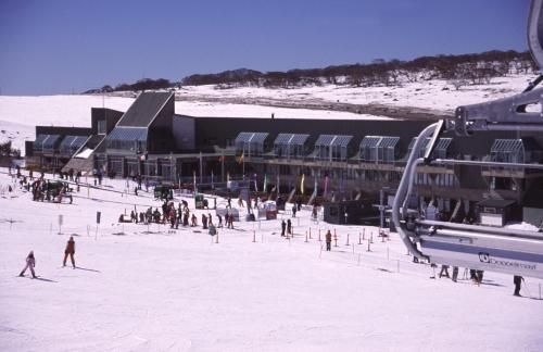 The Perisher Valley Hotel0