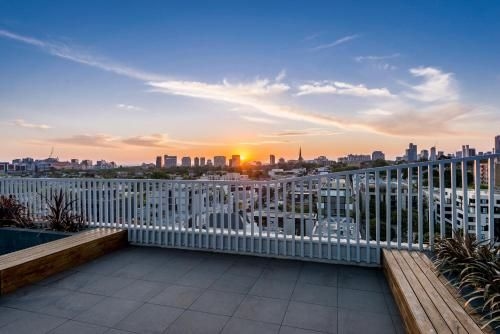 Oaks Melbourne South Yarra Suites3