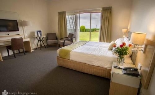 Eagle Heights Hotel1