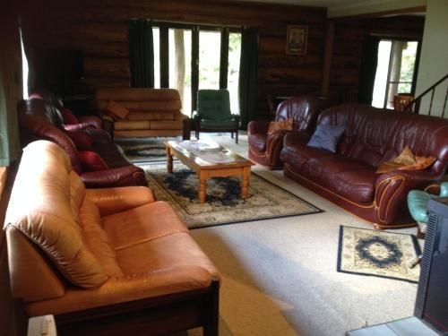 Canobolas Mountain Cabins4