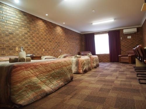 Cobar Town & Country Motor Inn2