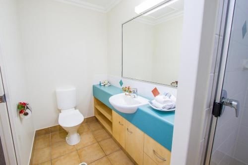 Auski Hideaway2