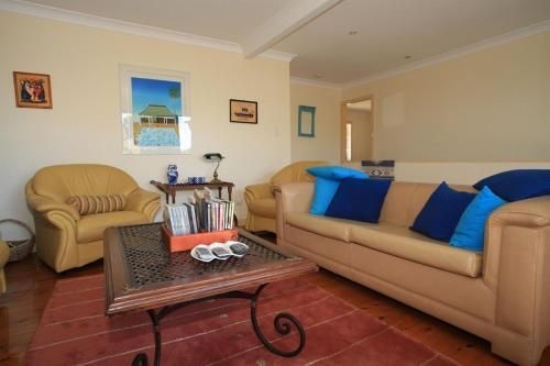 Waterfront Delight on Cater1