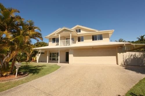 11 Dalmor Court, Coolum Beach - Pet Friendly, Linen Supplied, 500 BOND0