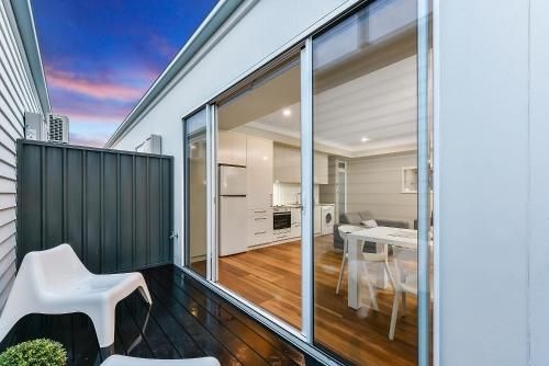 Aloha Central Luxury Apartments2