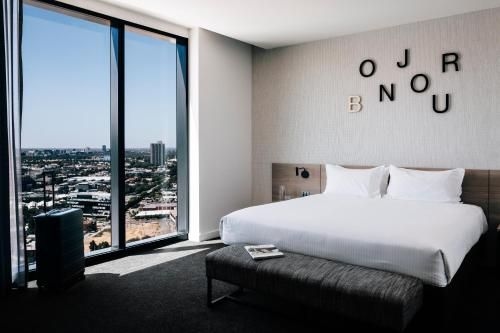 Novotel Melbourne South Wharf1