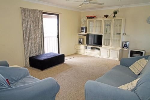 House that has the Lot4
