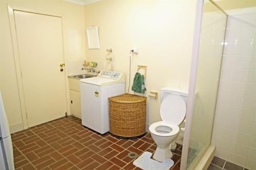 House that has the Lot2