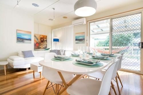 Nautique Beach House0