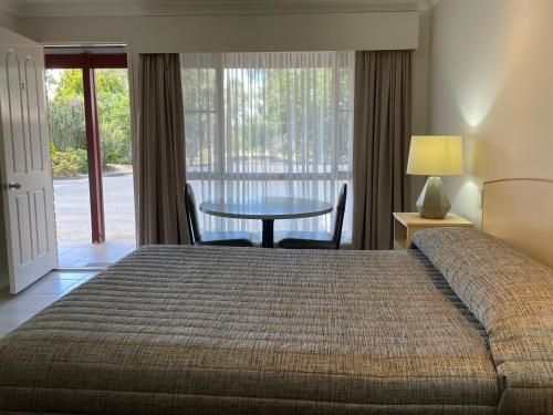 Crows Nest Motel3