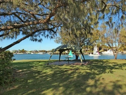 Little Hill 3 - 2 BDRM Apt on Parkyn Pde0