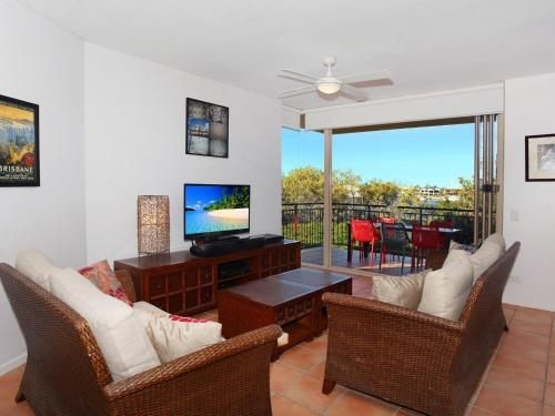 Little Hill 3 - 2 BDRM Apt on Parkyn Pde2