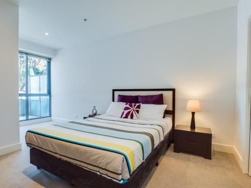 Waterfront (Yarra St) by Gold Star Stays3