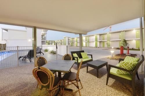 Mackay Oceanside Central Hotel3