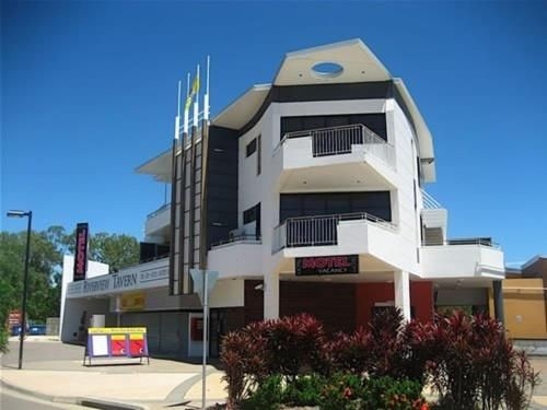 Riverview Tavern1