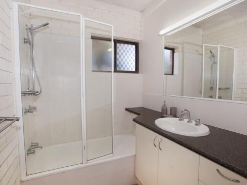 Anjuna 2 - Two Bedroom Budget Stay on Canal (Anjuna 2 - 2 BDRM Budget Stay on Canal)1