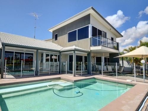 Coorumbong 36 - 6 BDRM Canal Home With Pool0