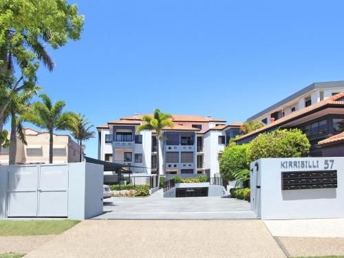 Kirribilli 13 - 2 BDRM Riverview Apartment1