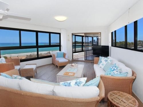 Parkyn Place 6 - 3 BDRM Oceanview Apt on Mooloolaba Spit4
