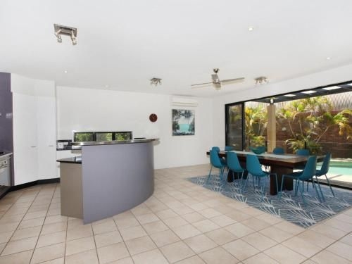 Tarcoola 41 - 5 BDRM Canal Home with Pool2