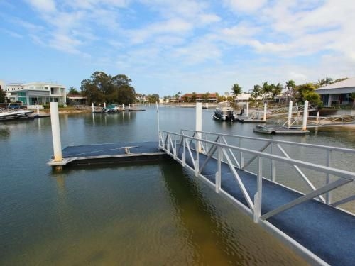 Tarcoola 49 - 4 BDRM Canal Home with Pool2