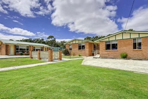 Masons Cottages0