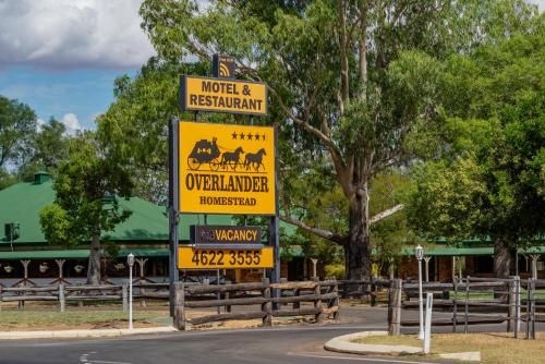 Overlander Homestead Motel0