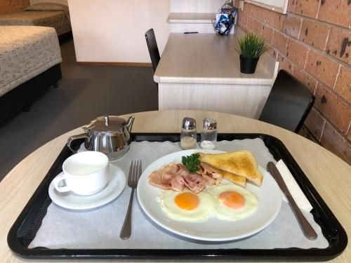 Cardiff Motor Inn1