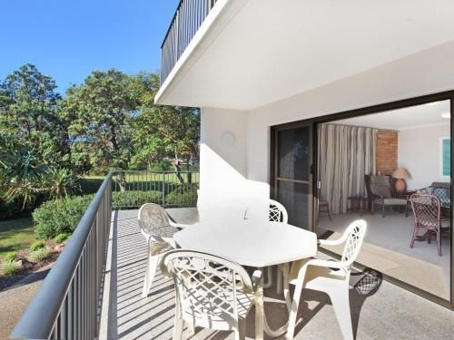 Illawong Inn 4 - 2 BDRM Unit on Mooloolaba Spit3