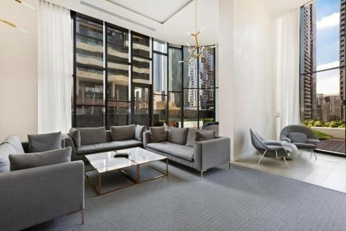 Luxuria Apartments - EQ Tower2