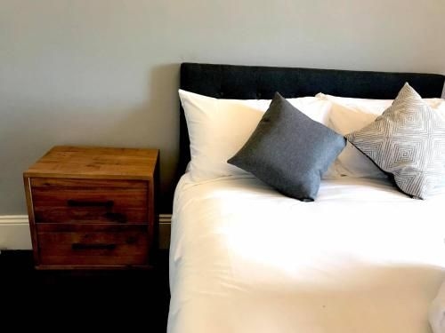 เอเบอร์เมน โฮเต็ล (Abermain Hotel)4