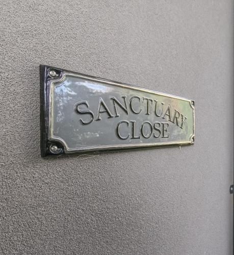 Sanctuary Close4