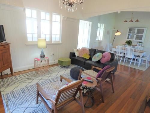 Lilly Pilly House4