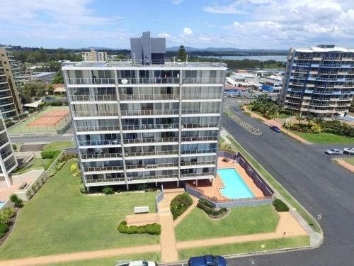 Ebbtide, unit 17, 2-6 North Street0
