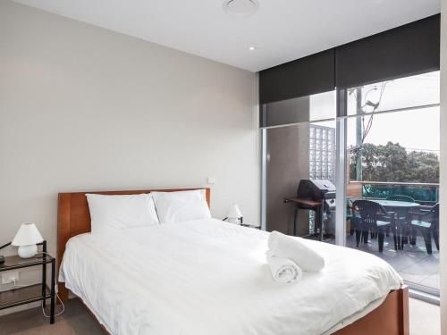 Bell Street Apartments, Australia2