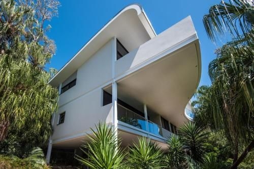 Waves 3 Luxury 3 Bedroom Endless Ocean Views Central Location + Buggy (Waves 3 Luxury 3 Bedroom Endless Ocean Views Central Location Plus Buggy)1